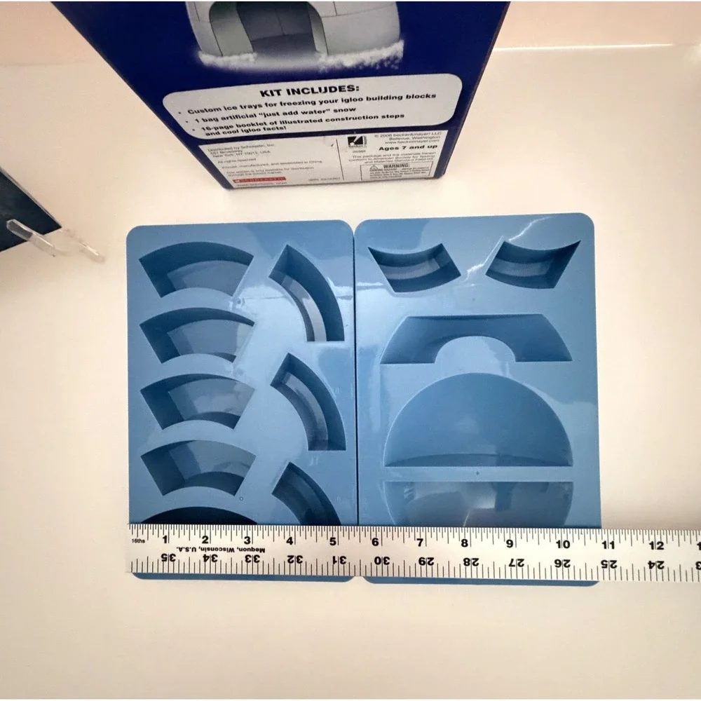 Scholastic Make Your Own Real Igloo Kit Ice Block Mold Book STEM Learning Toy